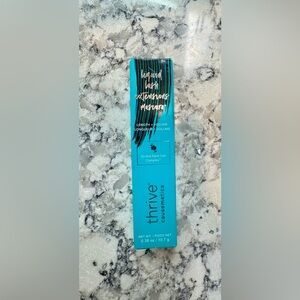 Thrive - Liquid Lash Extension Mascara (Brynn-rich black)